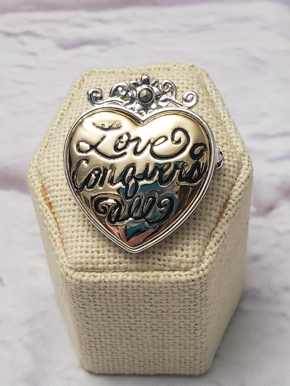 Vintage 80s DANECRAFT Love Conquers All Heart Brooch Pin